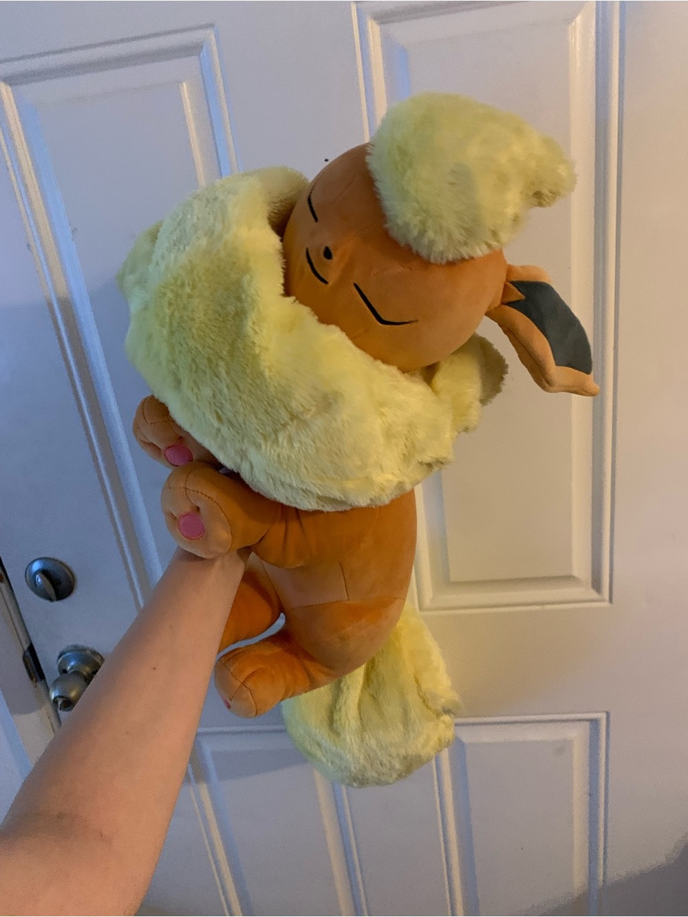 Sleeping Yellow Flareon Pokemon Plush Stuffed  Pokémon Doll 2025 18"